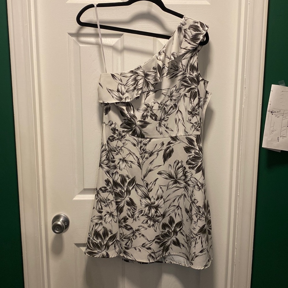One shoulder cocktail dress
